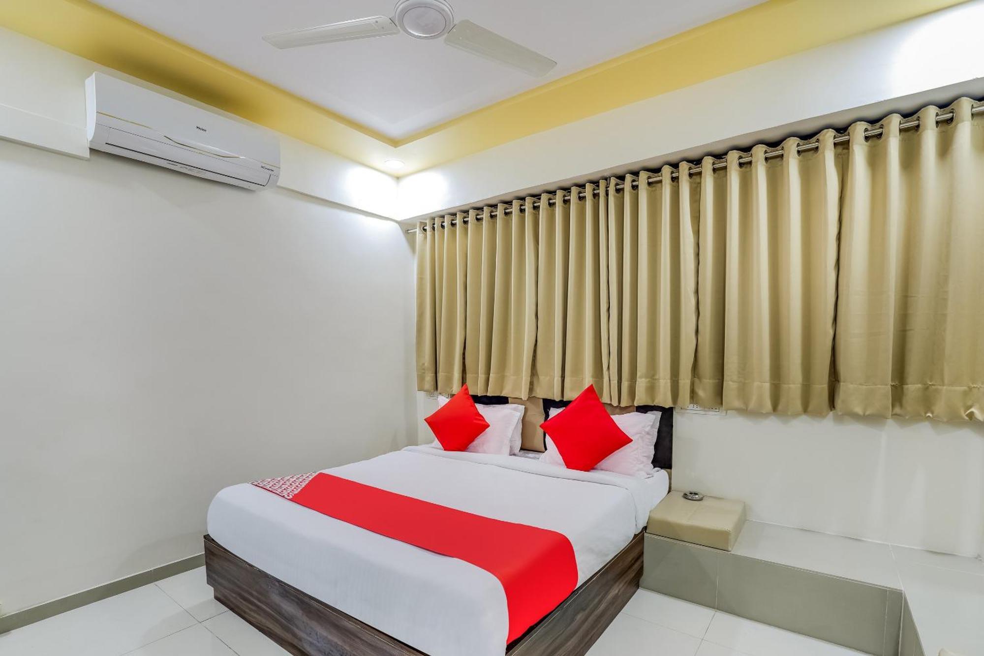 Collection O Hotel Alice Ahmedabad Exteriör bild