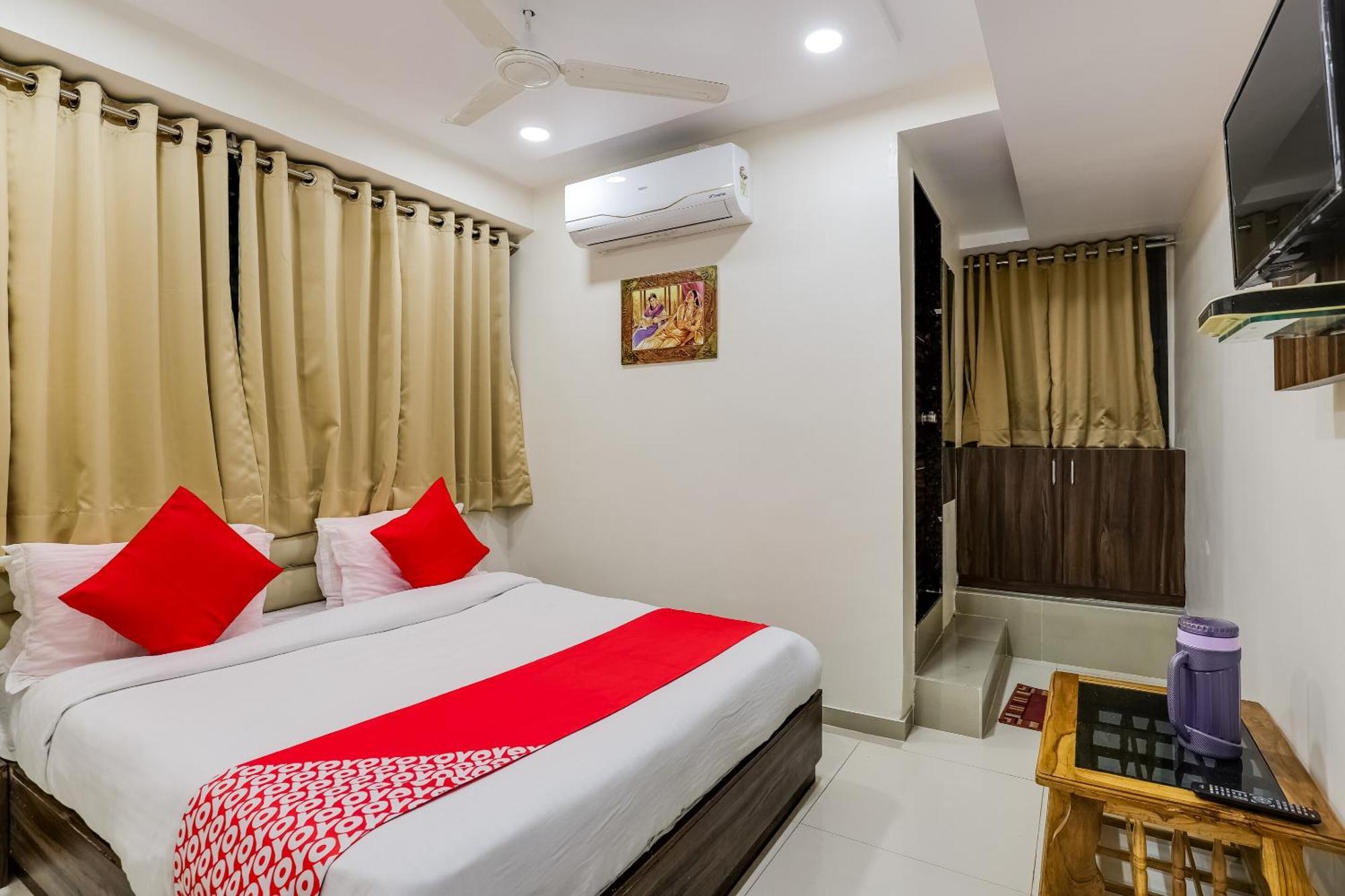 Collection O Hotel Alice Ahmedabad Exteriör bild