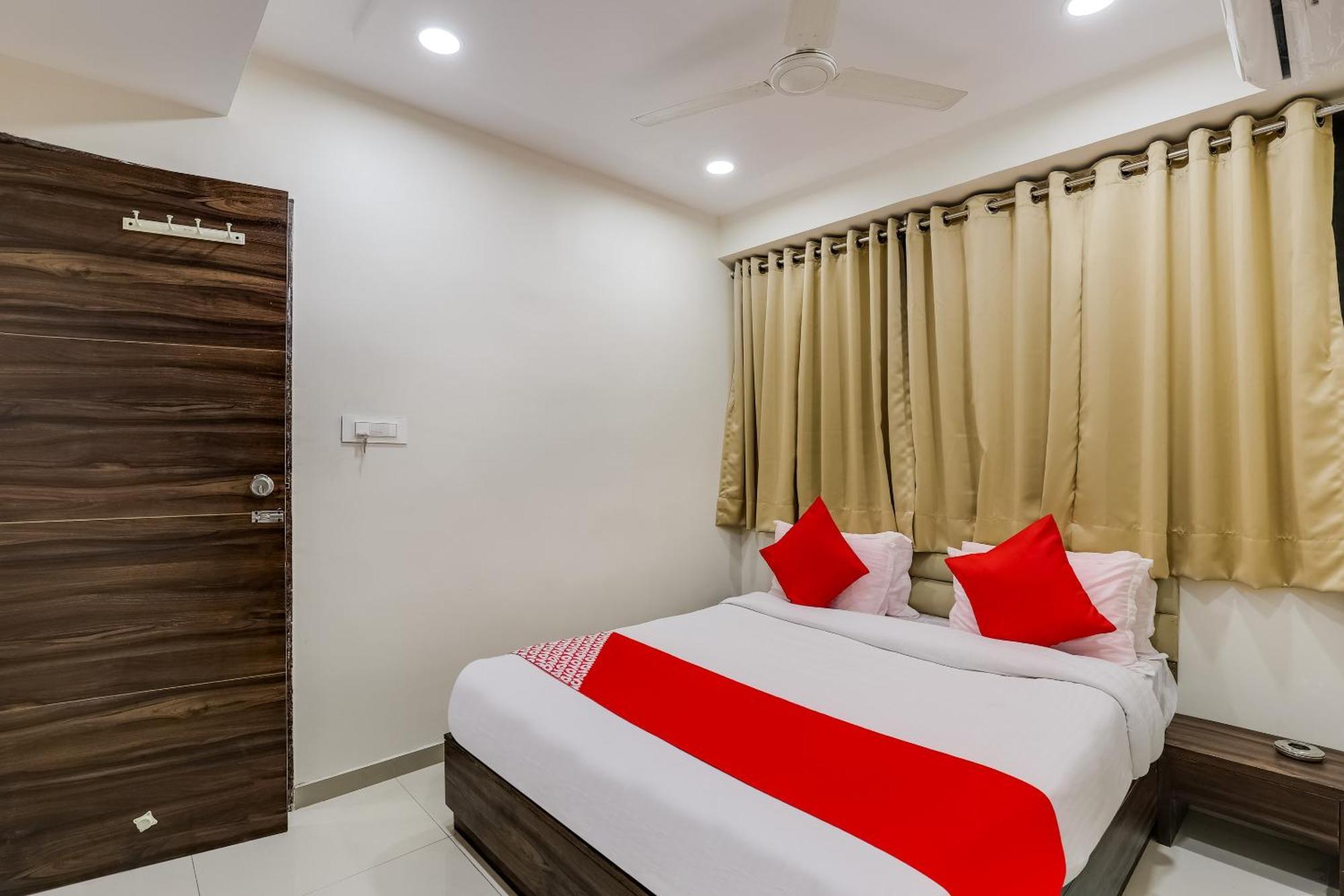Collection O Hotel Alice Ahmedabad Exteriör bild